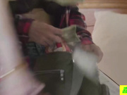 迷人的拉丁裔蒂亚和维罗妮卡互相玩小穴到喷潮