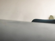 3P淫骚熟女加钱再来一炮前面口交后面扣穴