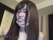 在出租车上黑丝大长腿骚货美女，白白嫩嫩肉体晃眼鸡动插入呻吟