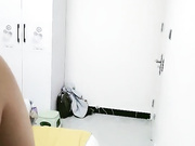 苗条漂亮小萝莉连续做爱干不停高潮一波波