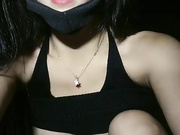 深夜户外偷情口交鸡巴让大哥草了骚逼爆菊花