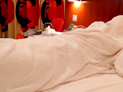 處女初肉棒再來在她陷入絶望深淵痛苦時我侵犯了她