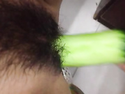 女朋友把黄瓜加工了一下，爽的不得了