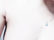 撩附近小伙来给逼止痒无套内射床上淫语不断