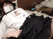 与自学校返家的清楚巨乳美少女人生初次无套中出