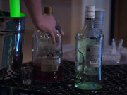 Vixen Kendra Sunderland和闺蜜分享一根大鸡巴