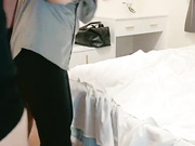 老金足疗养生馆砸钱强搞经理和女保安淫乱双飞