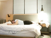 酒店约操眼镜骚女肉感身材69姿势口交张开双腿正入爆操