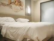 新人小伙上场清秀文静小姐姐身姿曼妙美乳翘臀